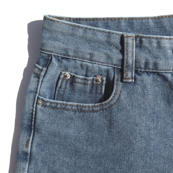 Money & Honey Heart Embroidered Knee Straight Leg Medium Wash High Rise Jeans L - Picture 12 of 16